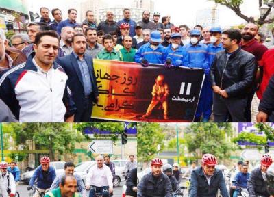 رکاب زنی حناچی با جمعی از کارگران شهرداری تهران در سه شنبه های بدون خودرو