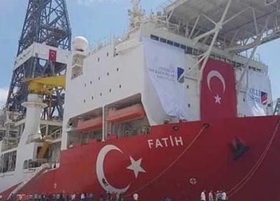 ادامه کشمکش قبرس با ترکیه و صدور هشدار به کشتی های ترکیه ای
