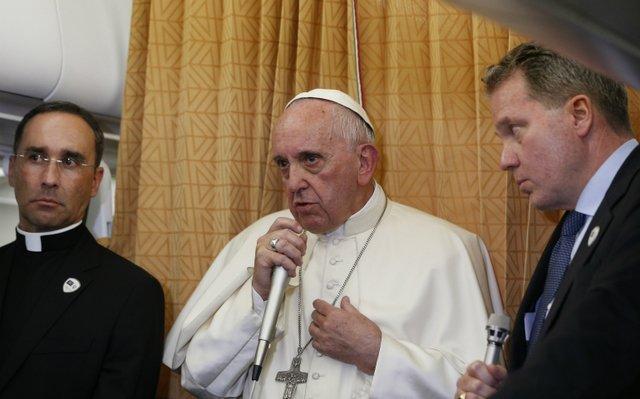 پاپ توقف فوری درگیری ها در سوریه را خواهان شد