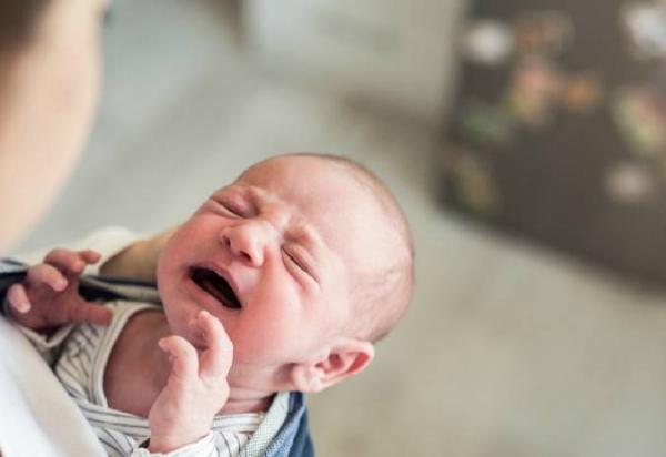 چند روش موثر در آرام کردن نوزاد بی قرار