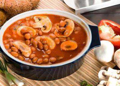 طرز تهیه خوراک لوبیا چیتی با قارچ لعابدار و رستورانی